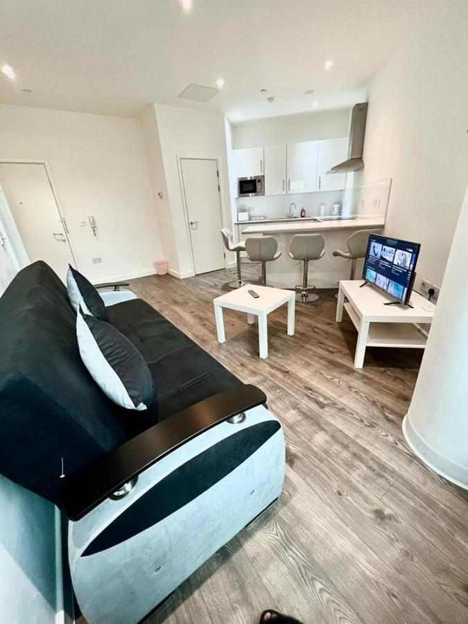 Immaculate Flat In West Croydon Apartment Luaran gambar